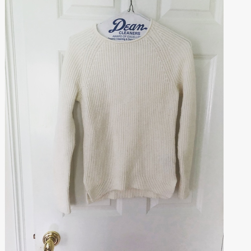 GAP Sweater - Picture 1 of 4